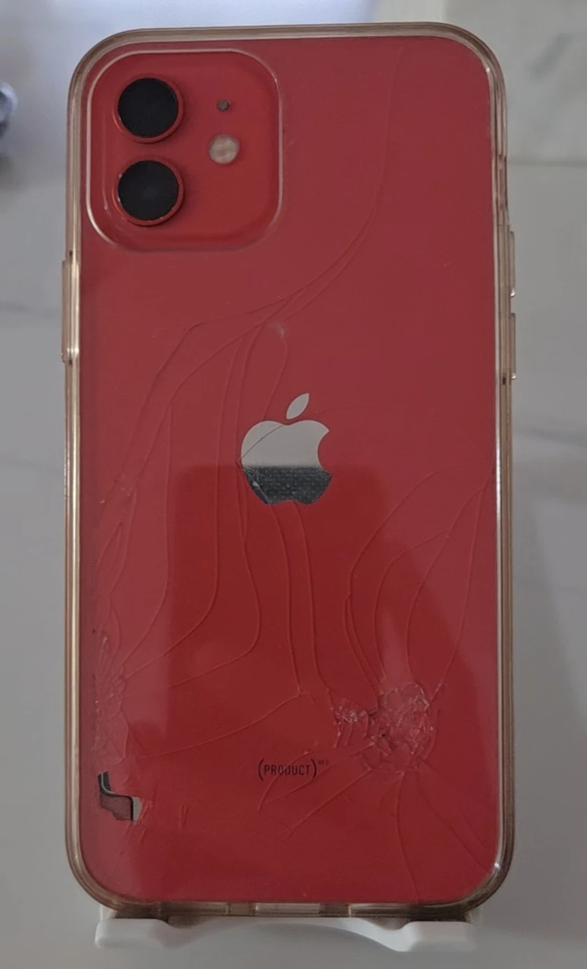 iPhone 12 Red - Cracked Back - photo 2