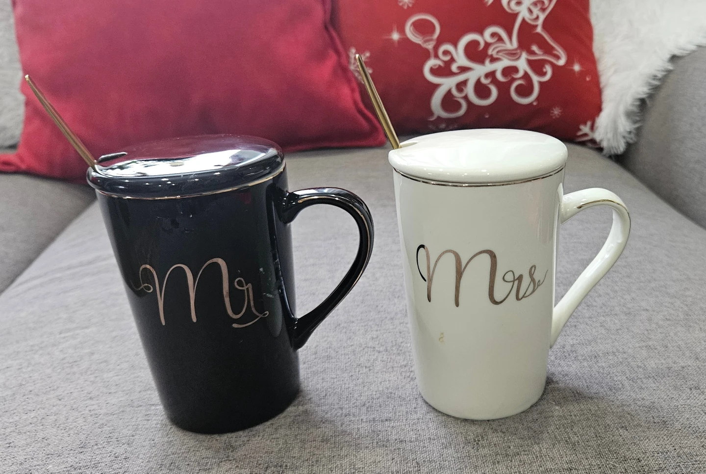 Mr. & Mrs. Mug Set - Black & White
