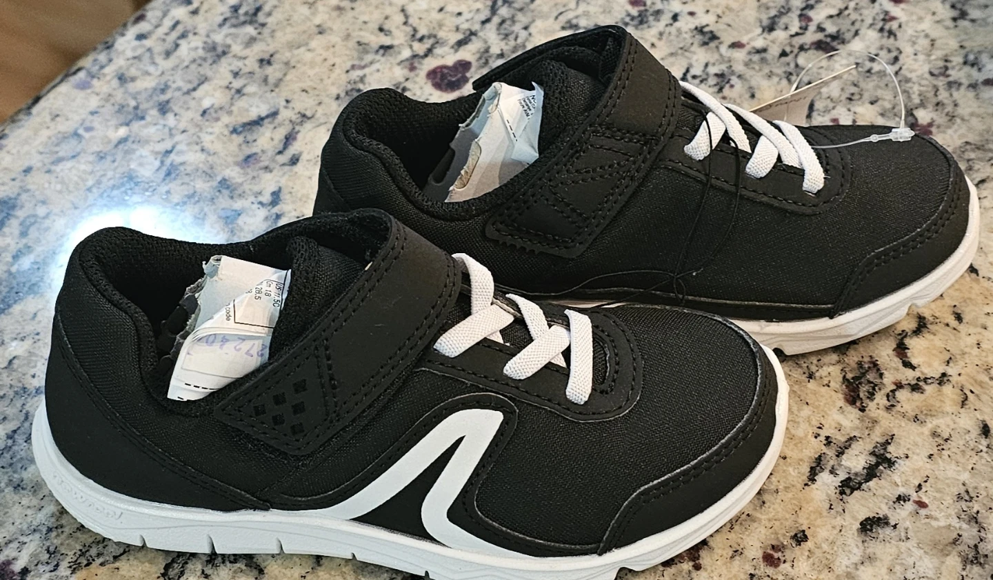 Decathlon Kids' Black Sneakers - EU 29 (US 11C) - photo 3
