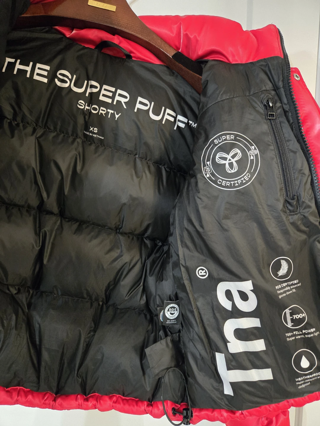 TNA Super Puff Shorty Jacket - XS Liquid Red - photo 5