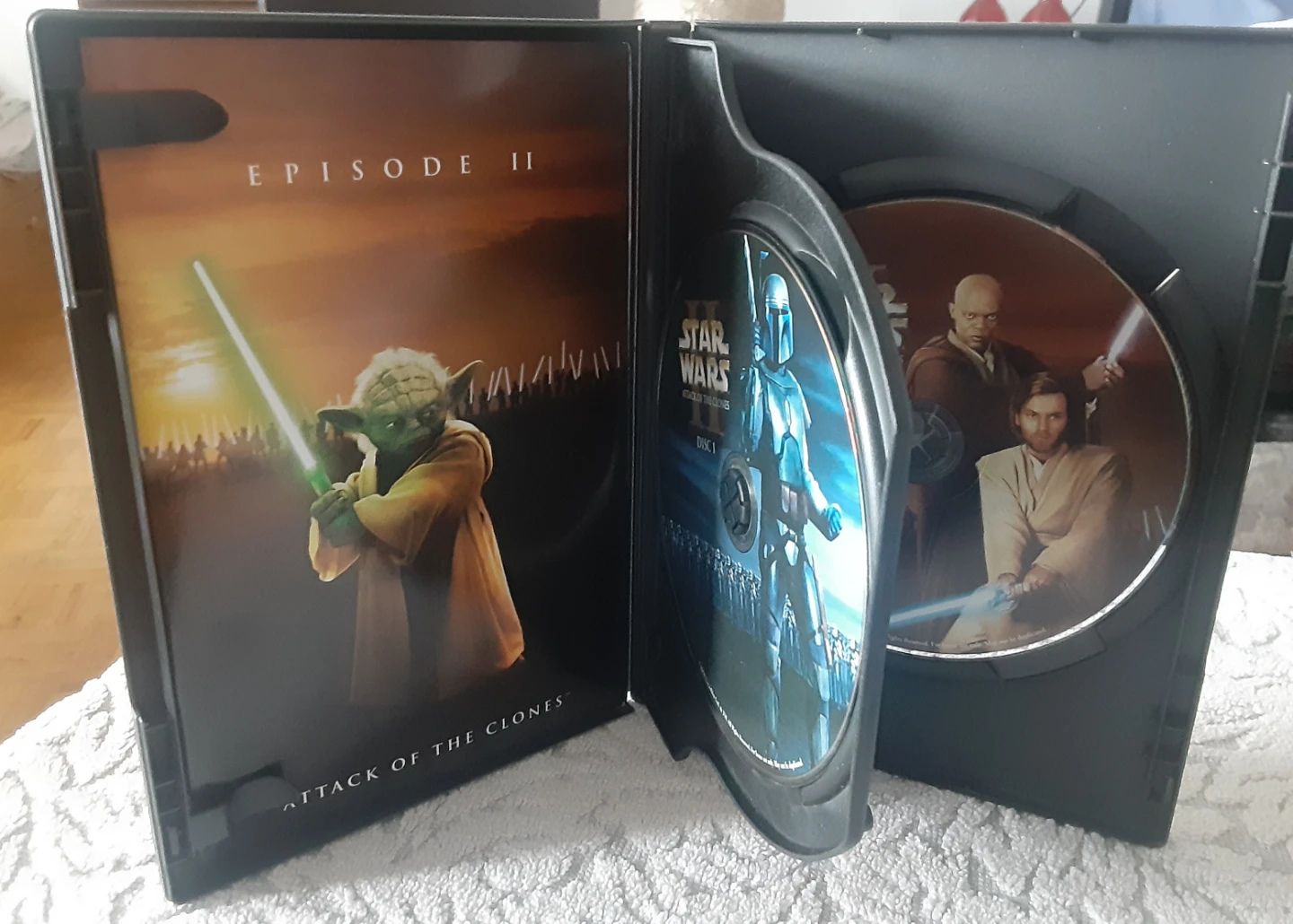 Star Wars Episode II: Attack of the Clones DVD - photo 4
