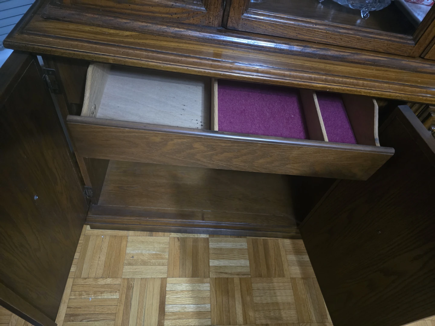 Vintage Wooden China Cabinet Hutch - photo 4
