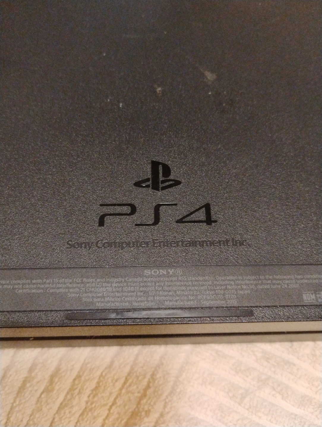 Sony PlayStation 4 with 2 controllers - photo 5