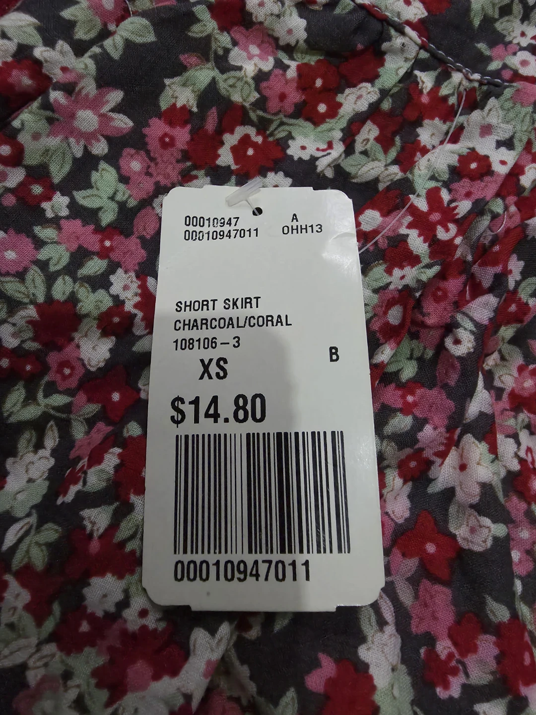 Forever 21 Floral Mini Skirt - Size XS - photo 3