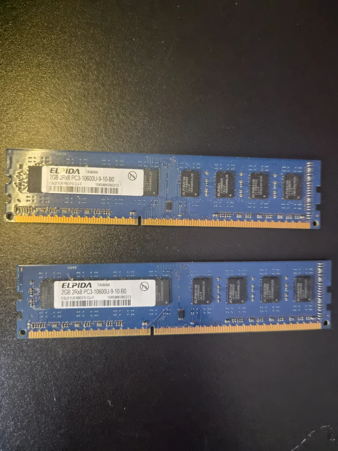 Elpida 2GB PC3-10600U RAM - 2 Sticks