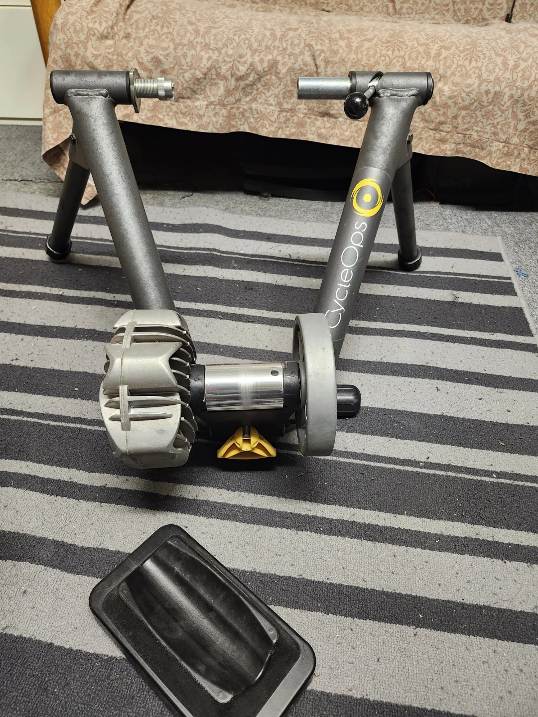 CycleOps Bike Trainer - photo 2