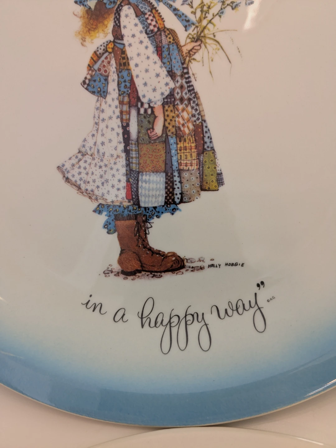 Holly Hobbie Decorative Plate - photo 3