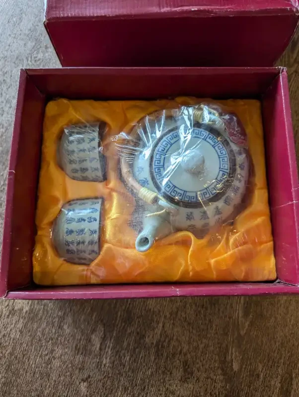 Asian Legend Teapot Set in Box