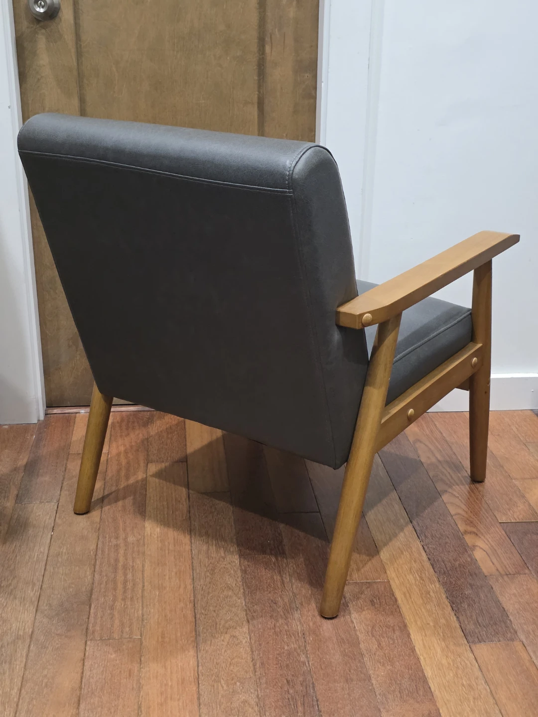 Hooker Furnishings Accent Chair - photo 2