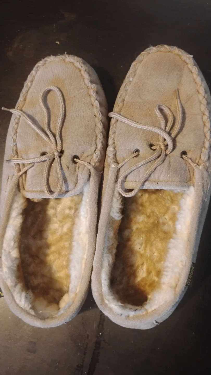 Old Friend Moccasin Slippers, Size 13 - photo 3