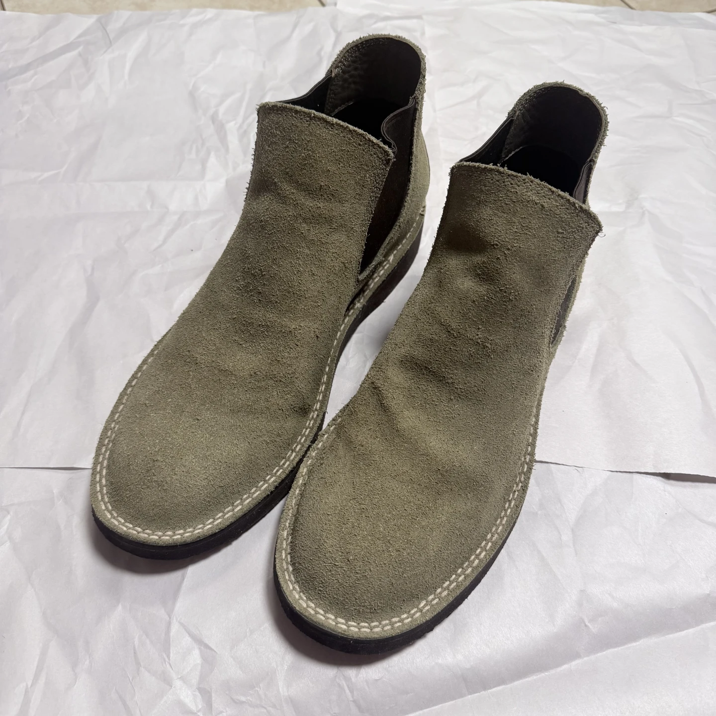 UGG Olive Green Suede Ankle Boots for men (Size 12) - photo 4