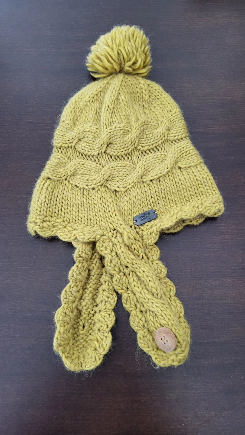 Arc'teryx Knitted Hat- Free size