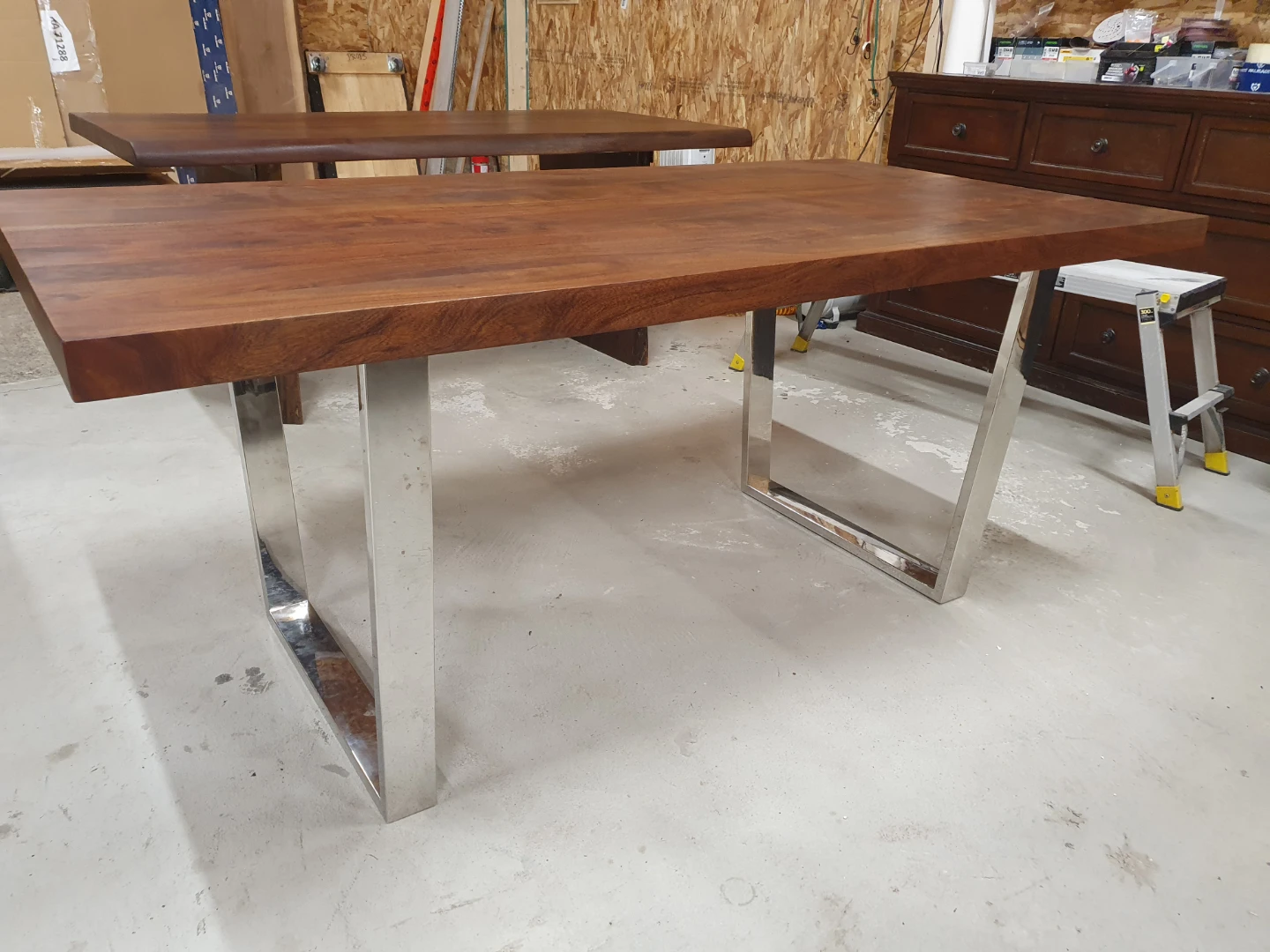 Solid Wood Dining Table with Metal Legs - photo 3