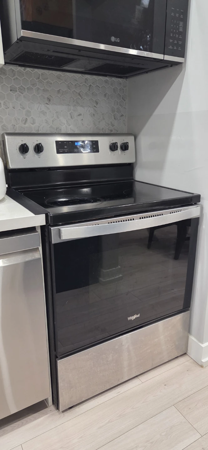 Whirlpool Electric Range
