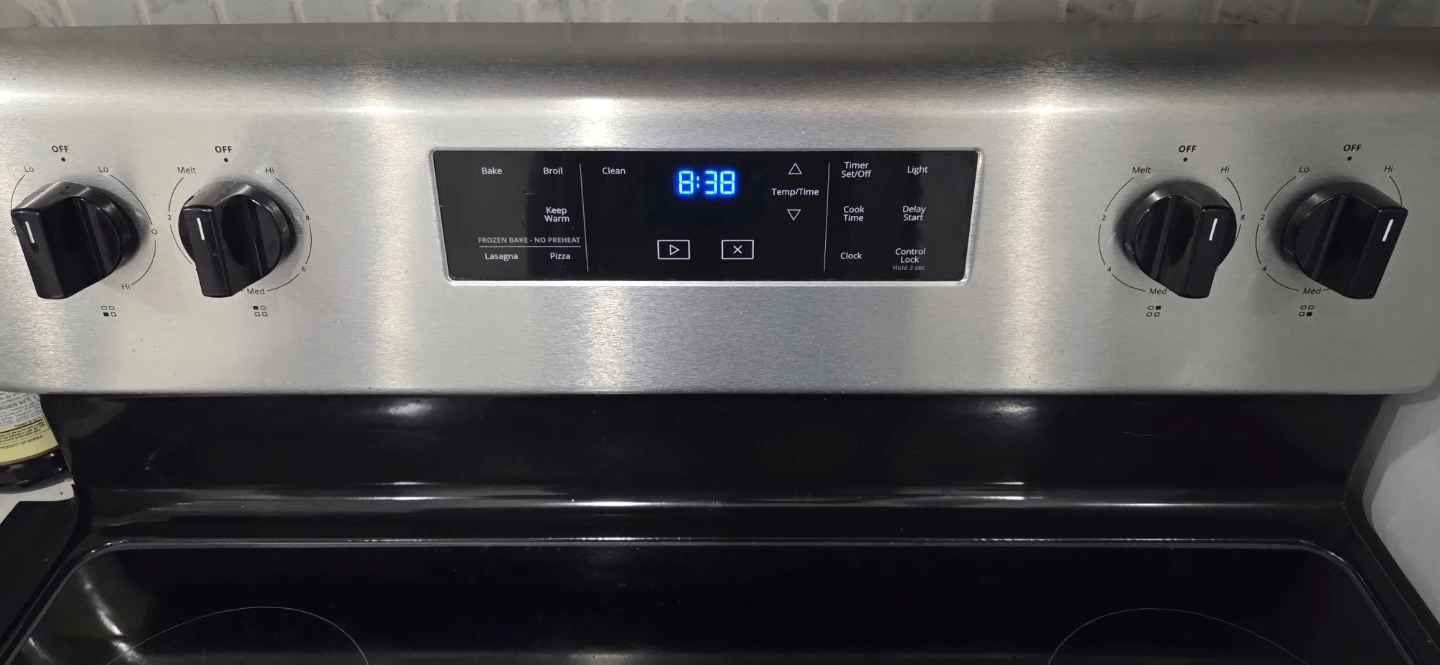 Whirlpool Electric Range - photo 2