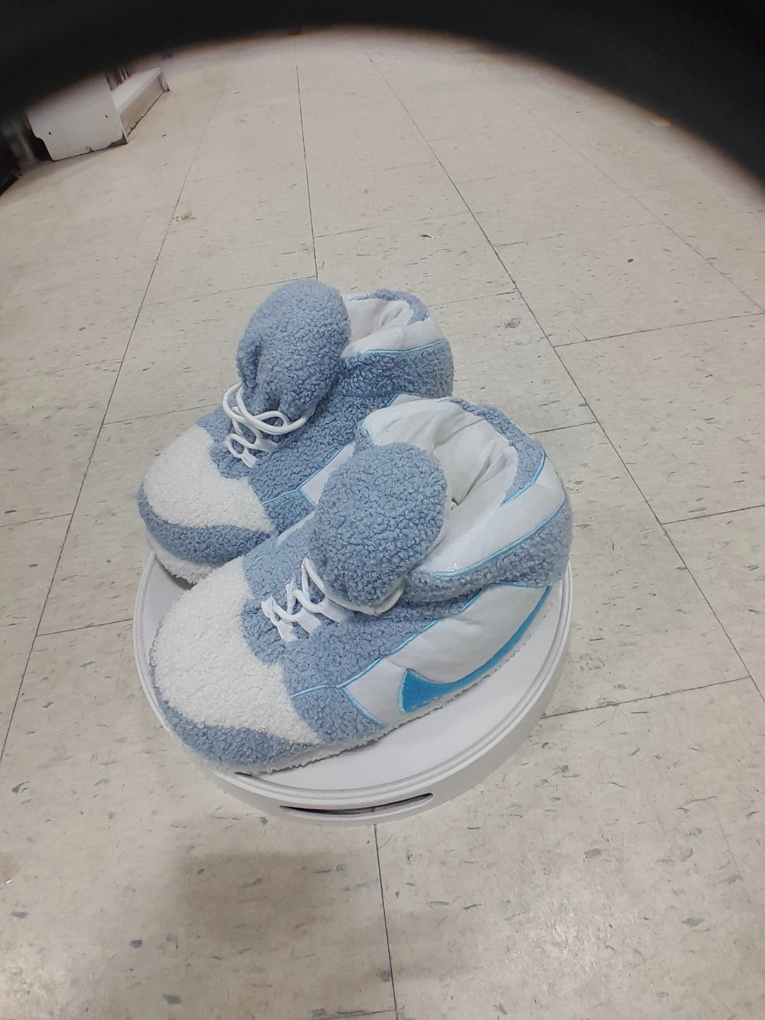 Nike Blue & White Fuzzy Slipper Shoes - photo 5