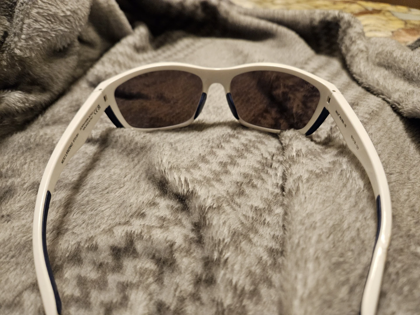 Maui Jim Sunglasses MJ 869-05