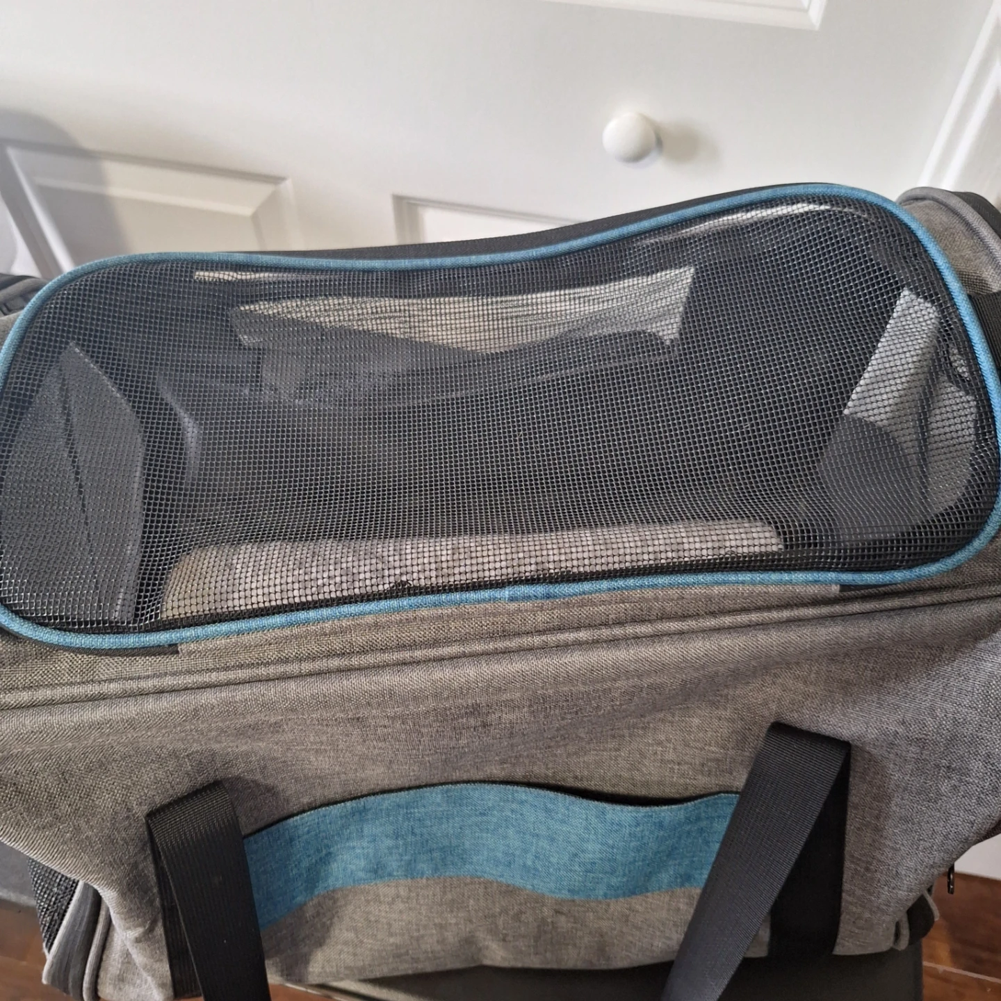 BurgeonNest Pet Carrier Bag - photo 3