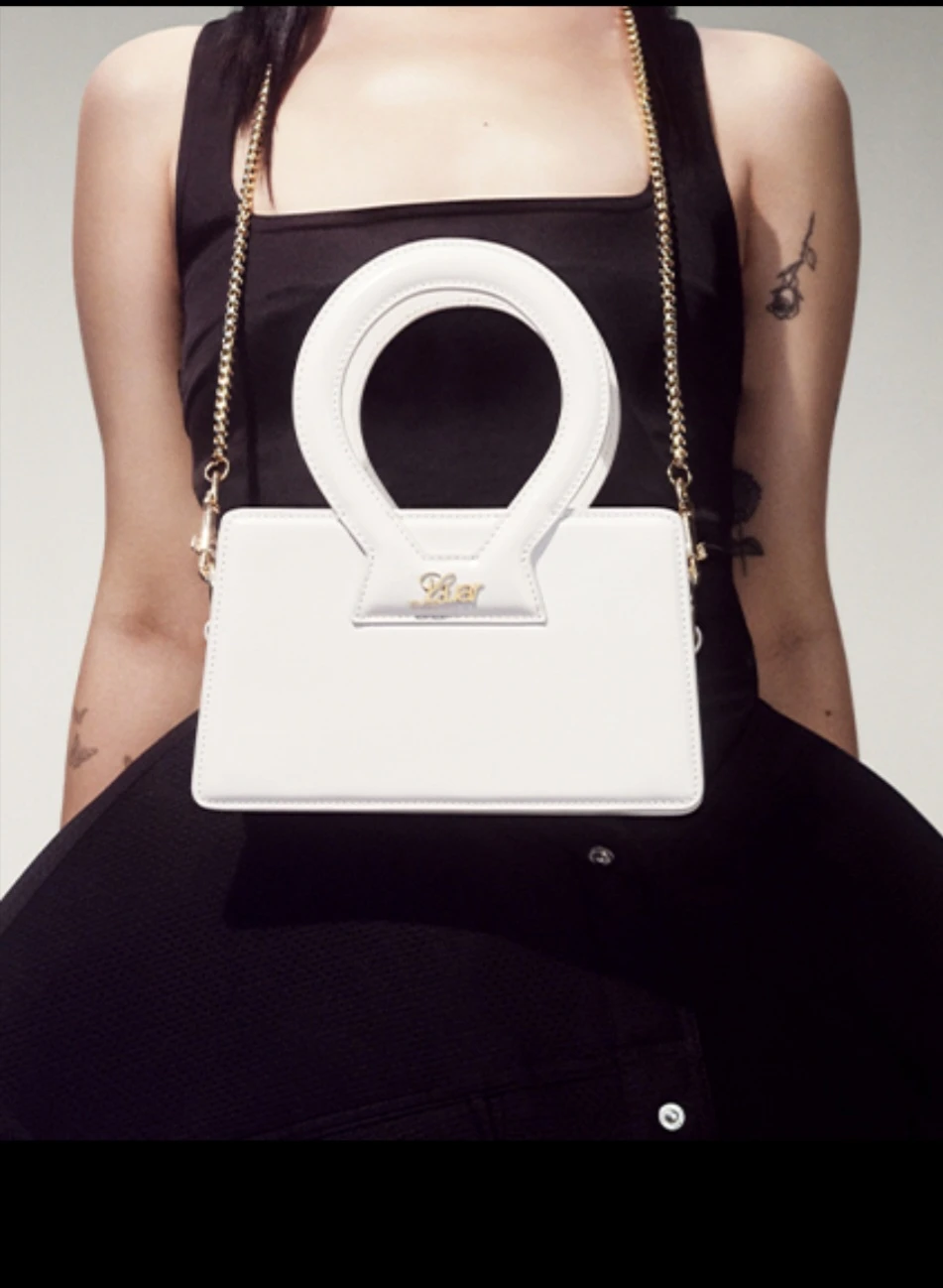 New LUAR White Ana Leather Handbag With Gold Chain - photo 5