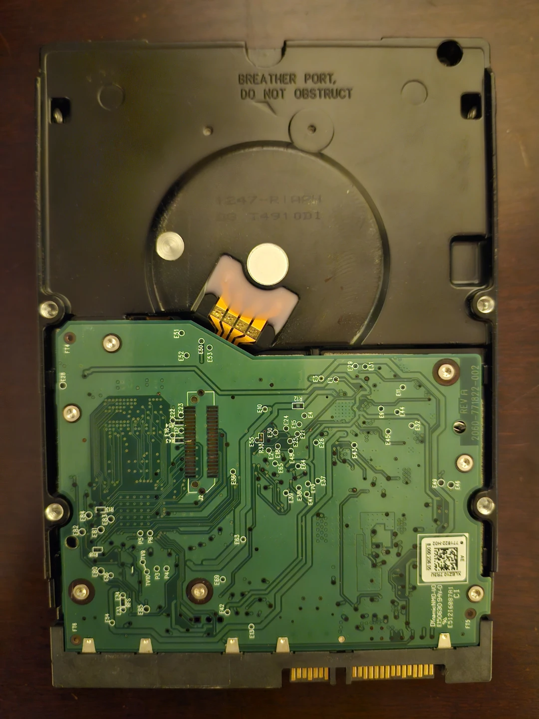 2TB Western Digital Hard Drive - photo 2