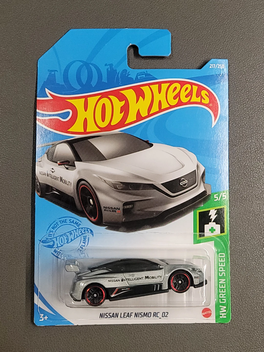 Hot Wheels Nissan Leaf Nismo RC 02