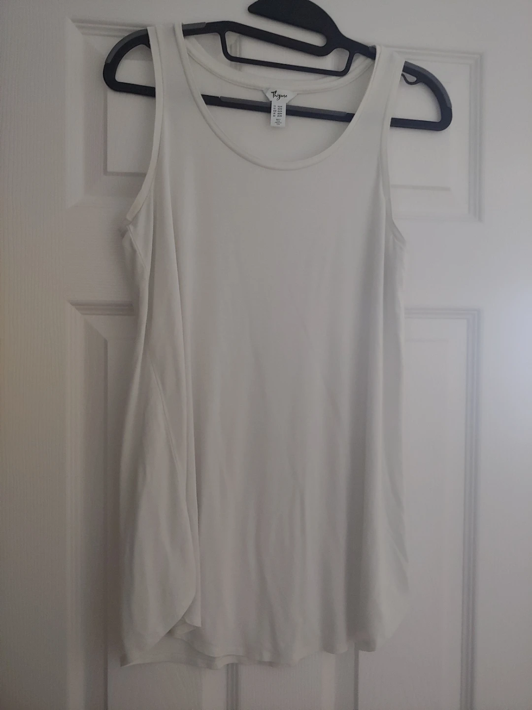 Maternity Thyme Women's White Tank Top-Like new - photo 2
