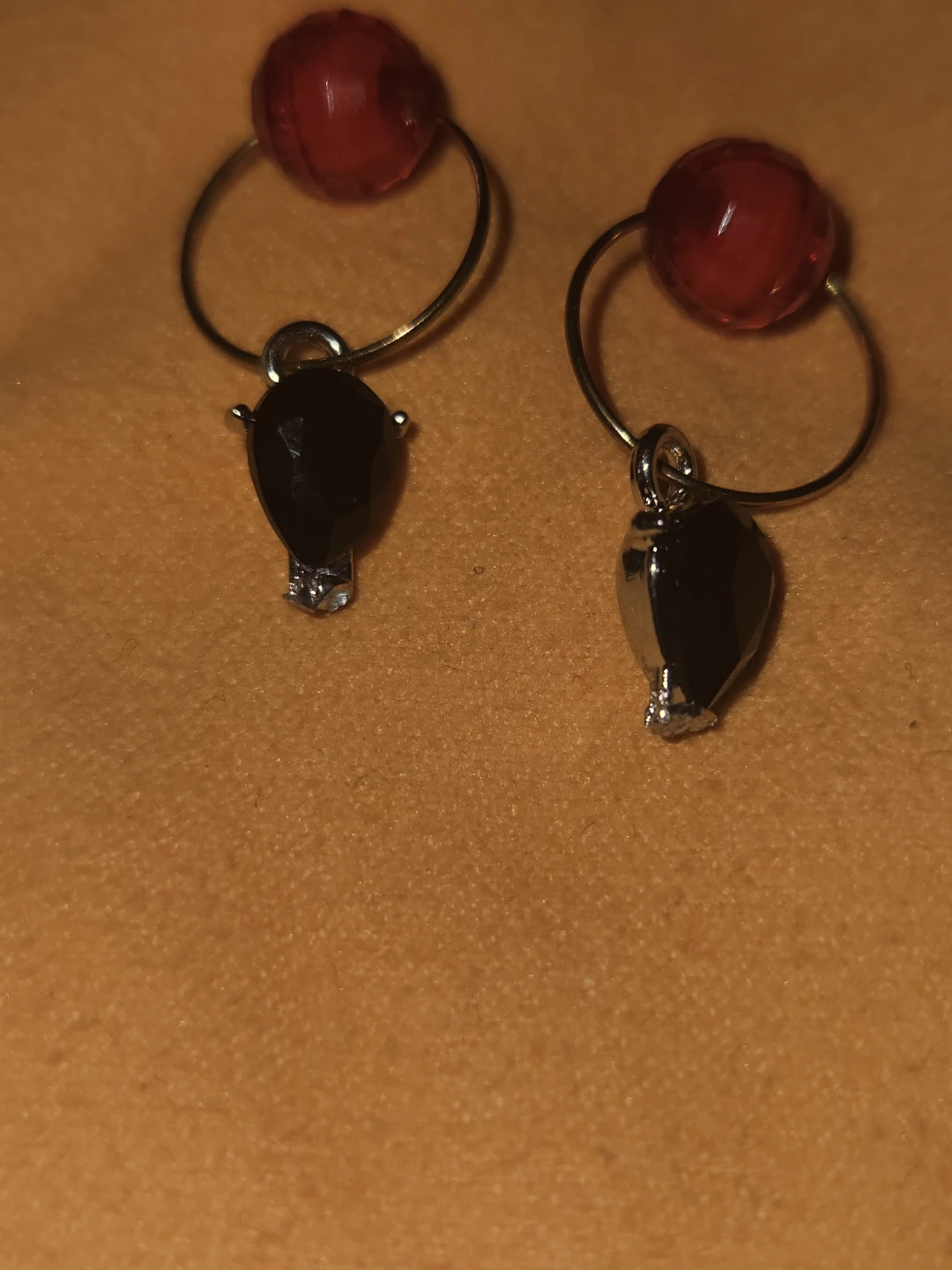Authentic 10k earings. - photo 2