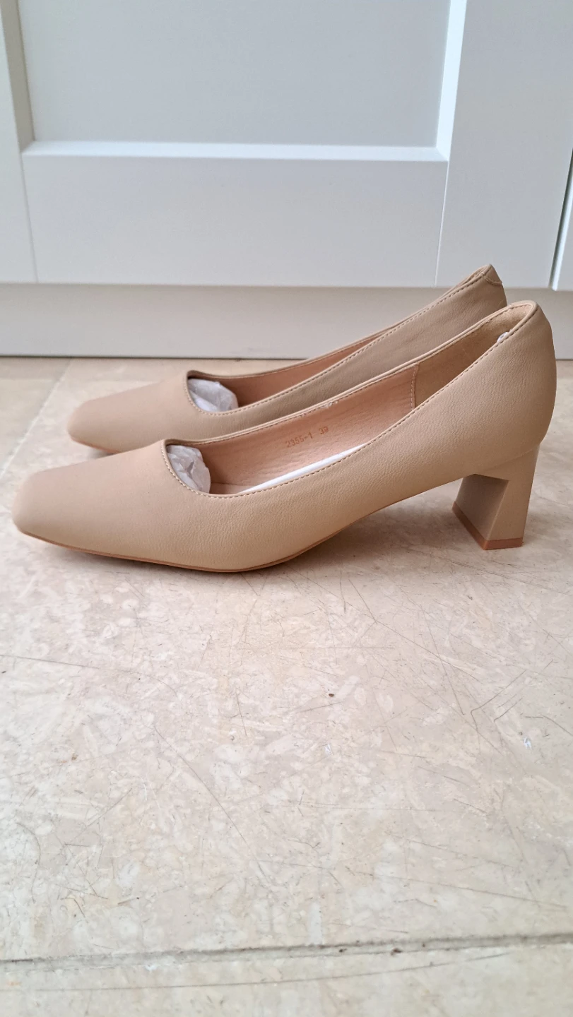 Beige Block Heel Pumps - photo 2