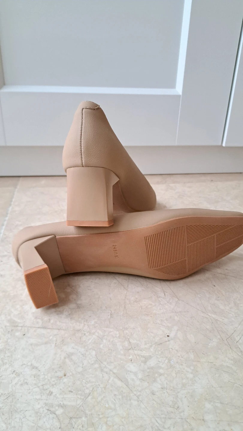 Beige Block Heel Pumps - photo 4