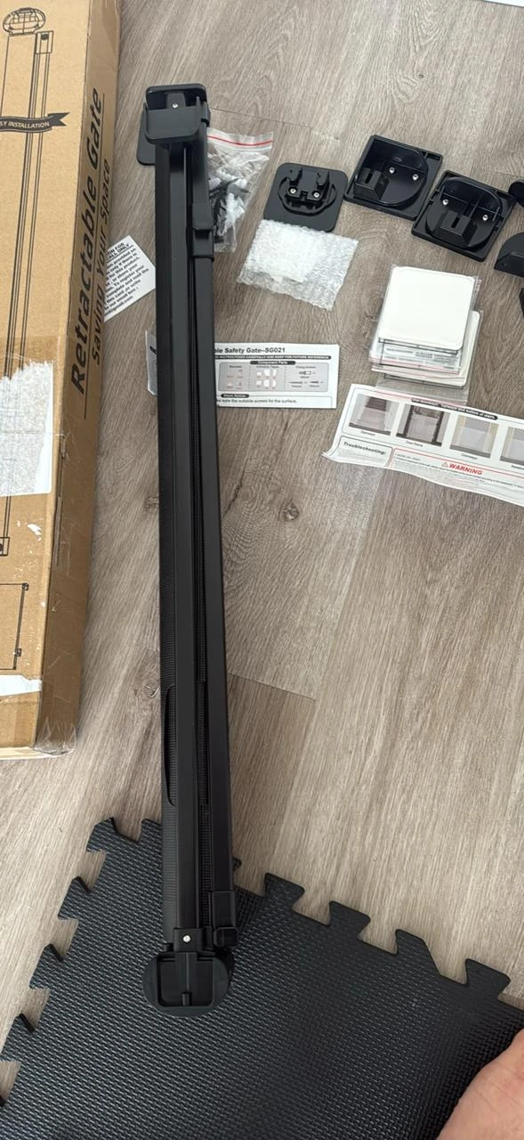 Retractable Safety Gate - SG021