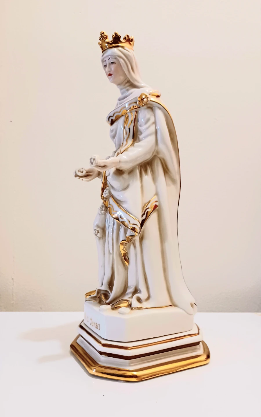 R.S. Isabel Tall Lady Grace Porcelain Statue - photo 2