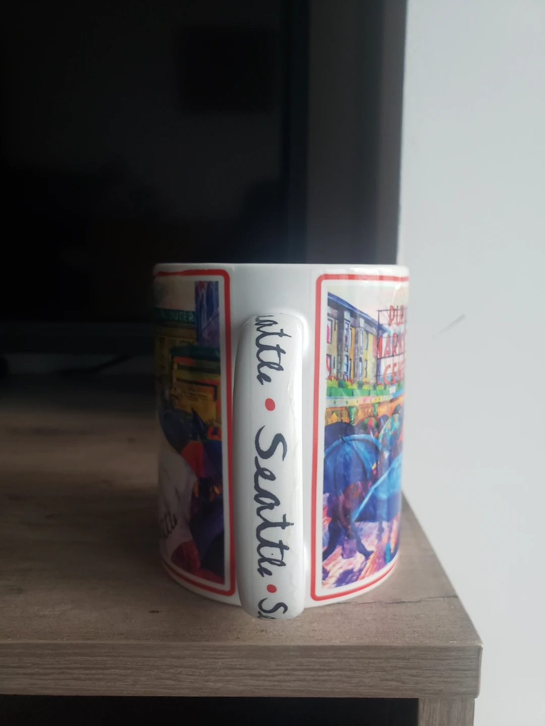 DAMAGED Seattle Souvenir Mug - photo 5