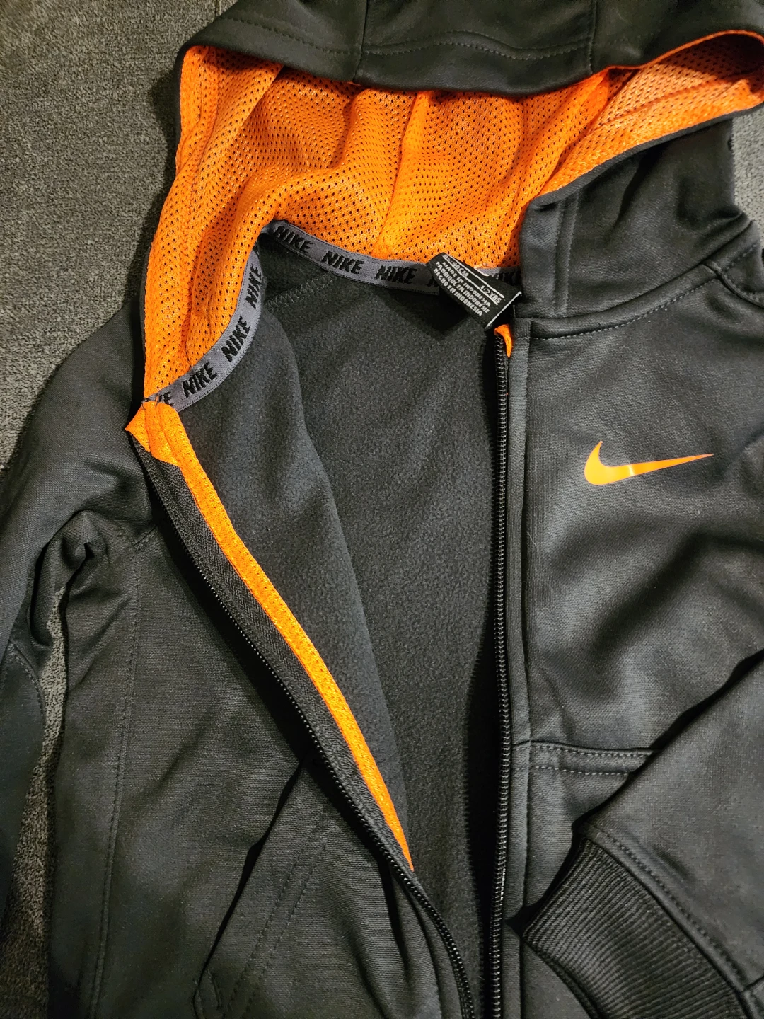 Nike Dri-FIT Hoodie - Size 2T - photo 3