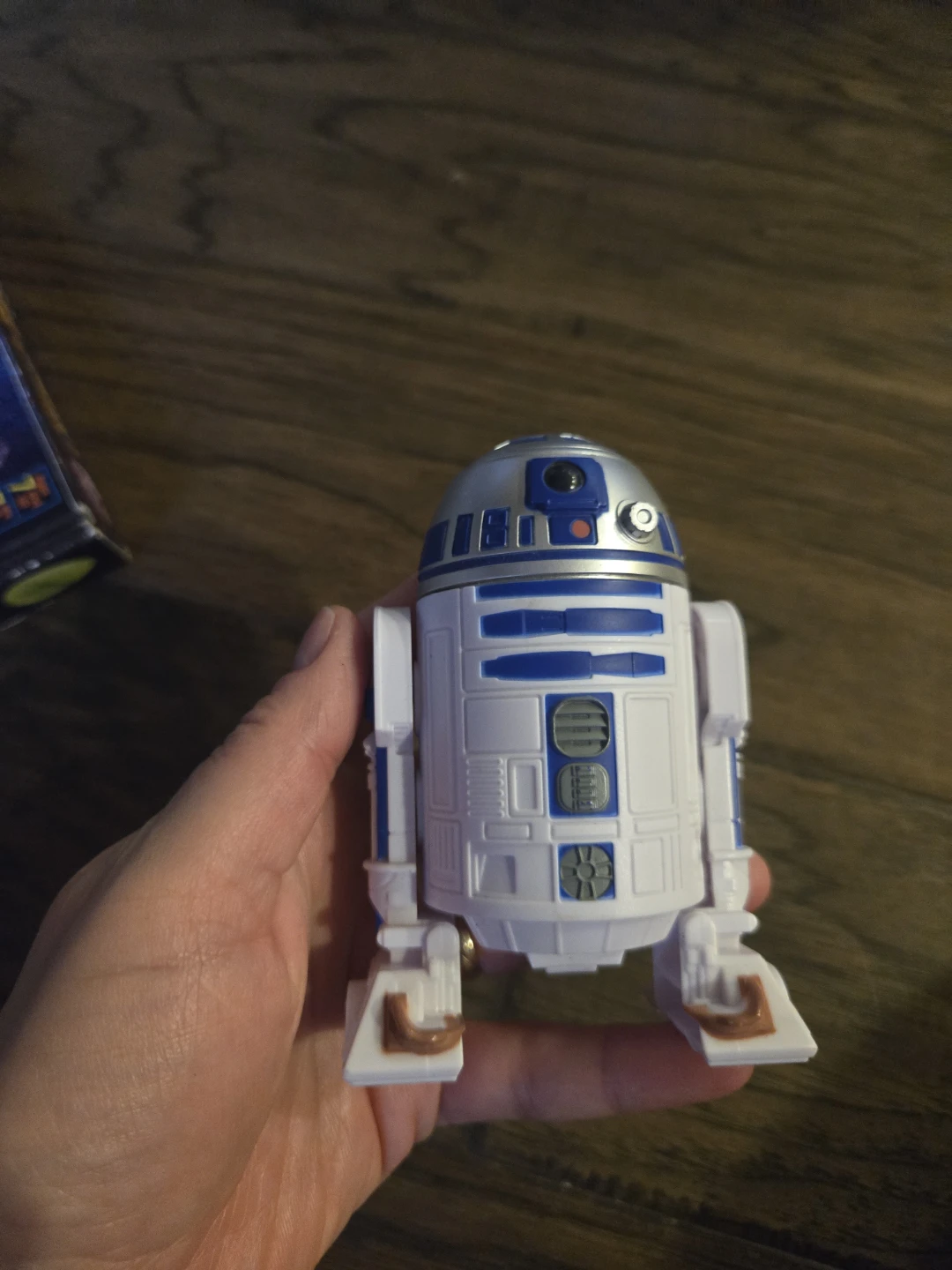 Star Wars R2-D2 Robot Figure