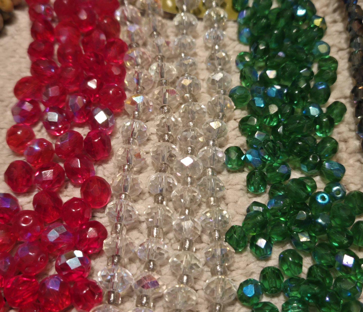 Lot of Assorted Bead Strands (Lot AF) - photo 3