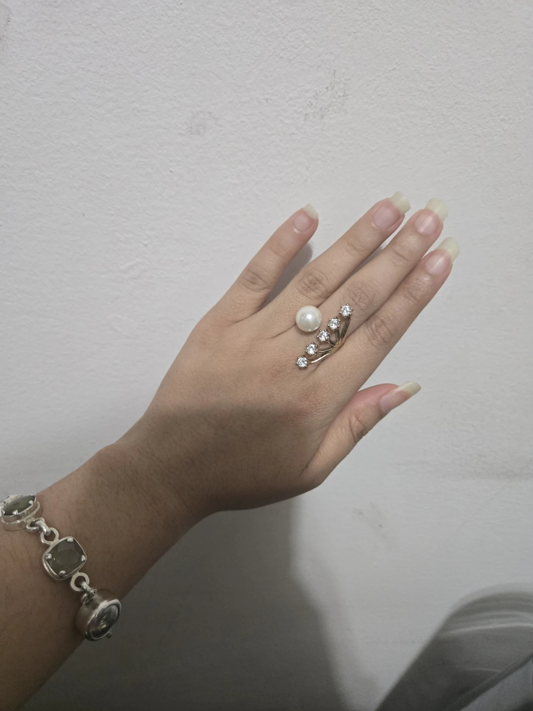 Faux Pearl and Crystal Ring - photo 4