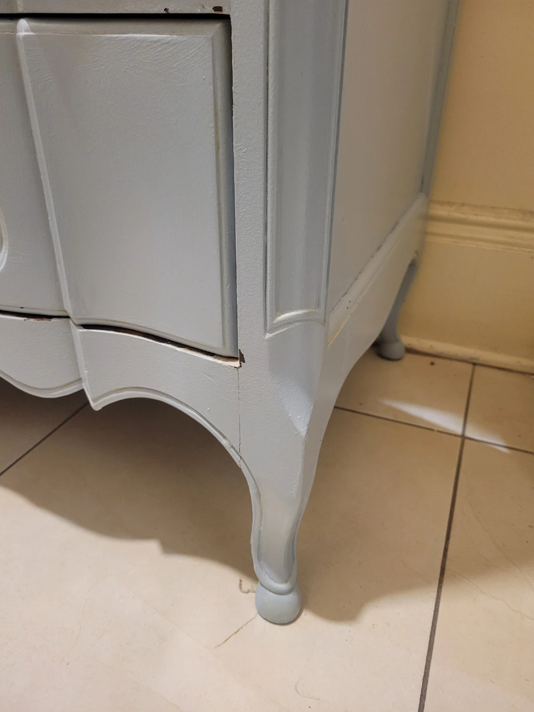 Blue Painted 3-Drawer Dresser - photo 4