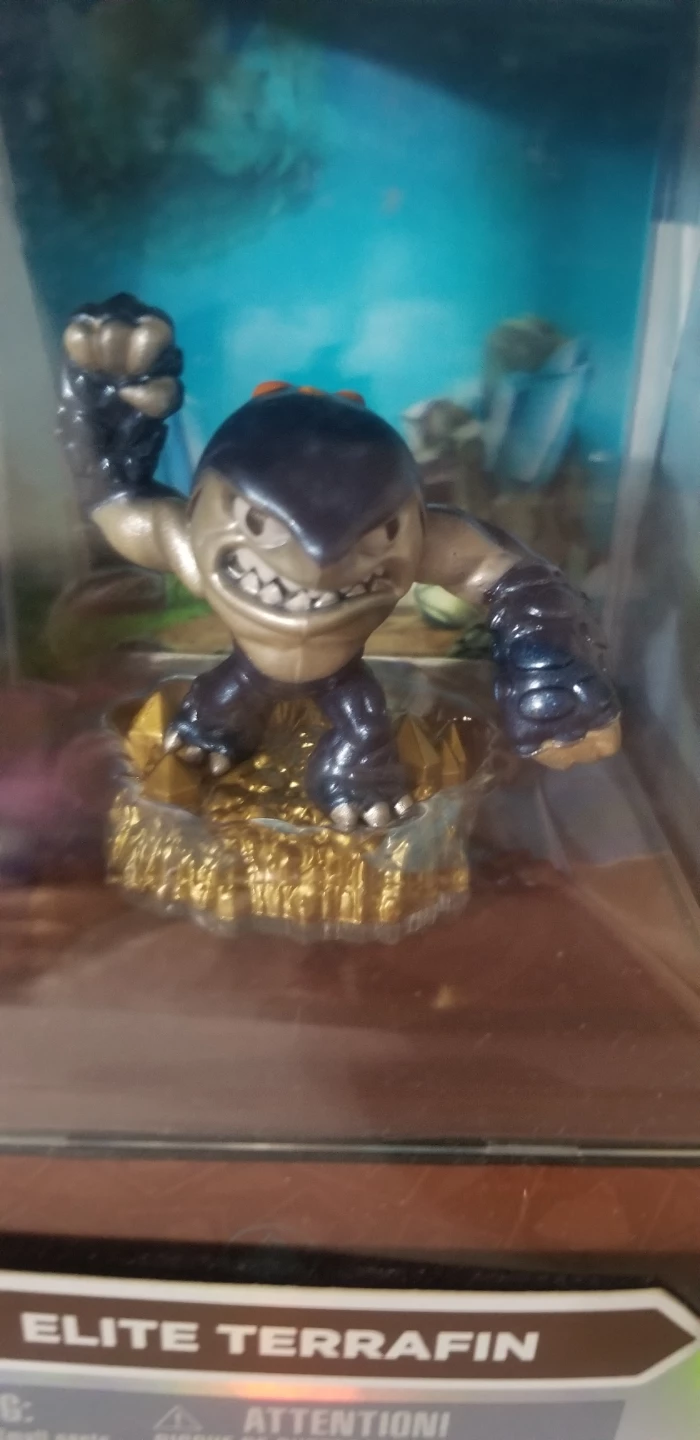 Skylanders Eon's Elite Elite Terrafin Action Figure - photo 2
