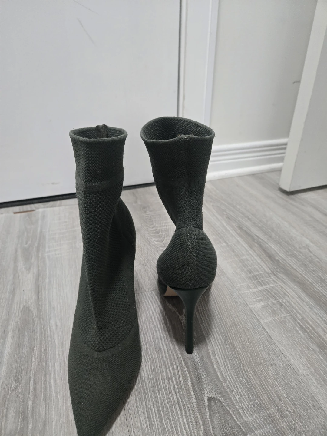 Aldo sock booties - photo 3