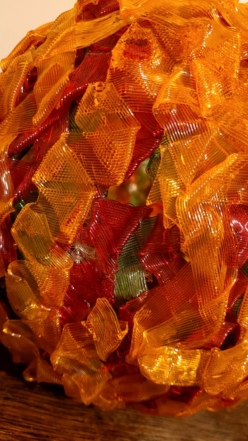 Lucite Spun Plastic Floating Orb Lamp Shade - photo 3