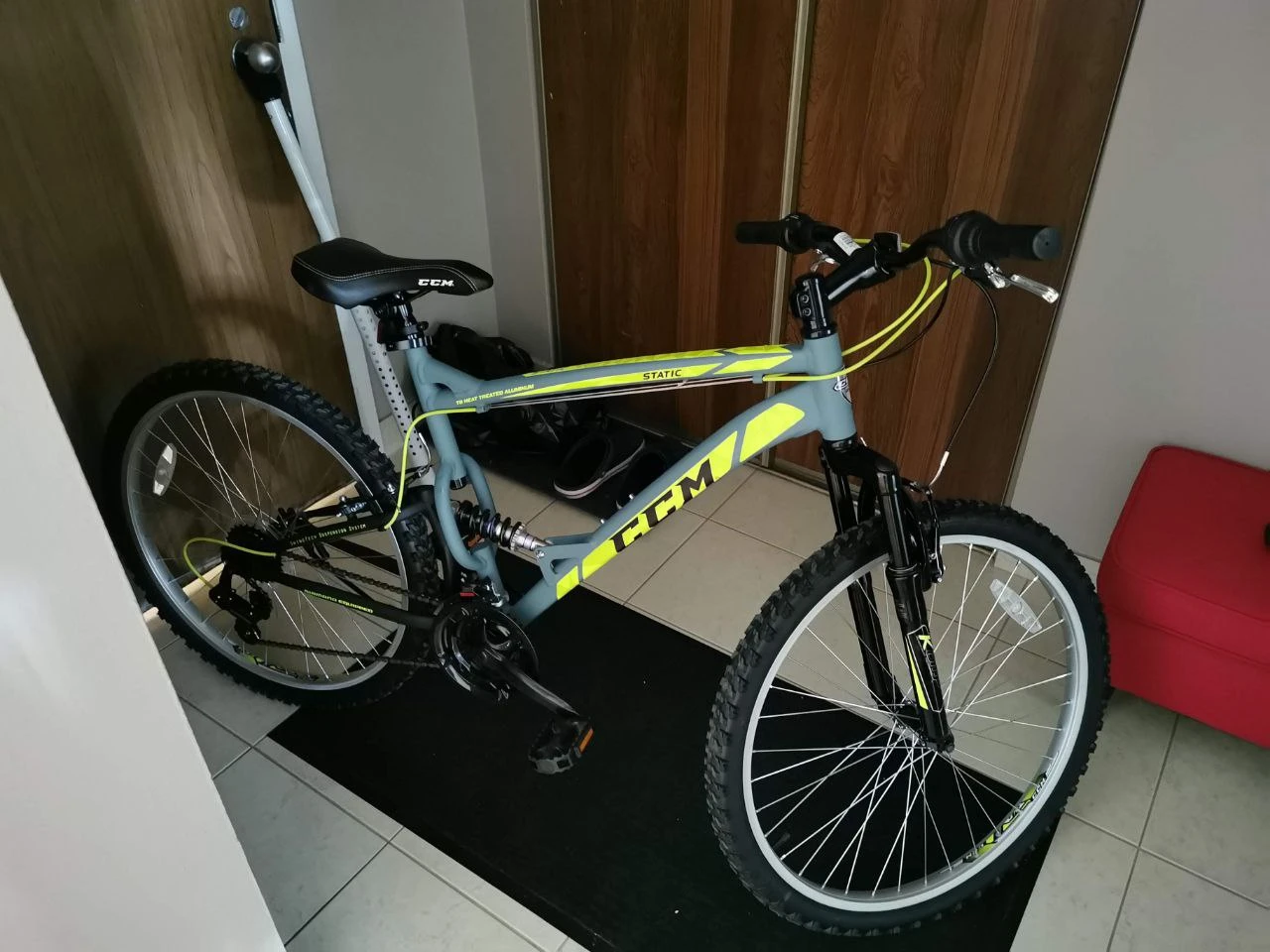 Great All-Rounder Mountain Bike + Security Bundle! (CCM Static) - photo 3