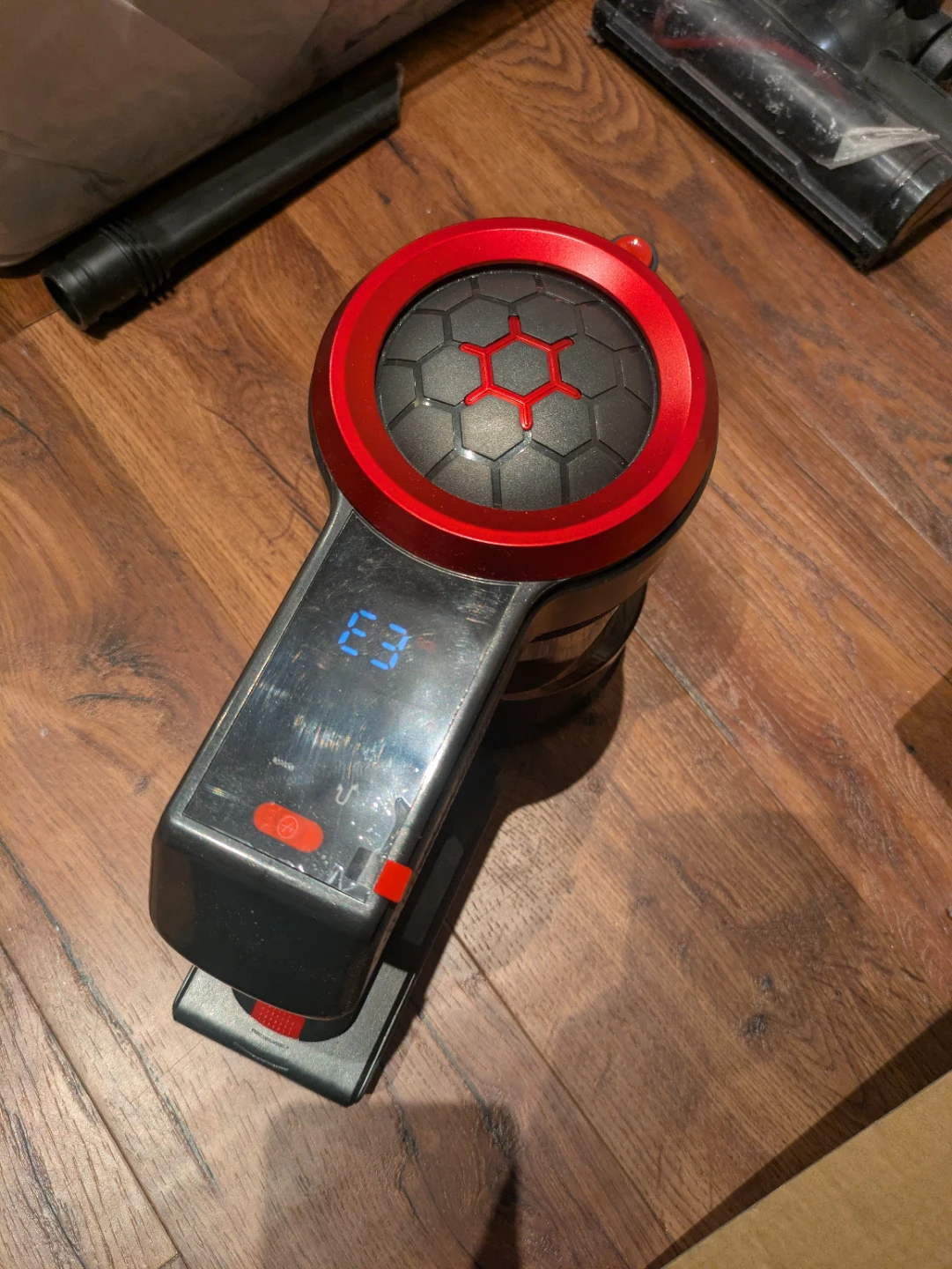 *Need battery* BuTure JR700 cordless stick vacuum + bonus item 🥕