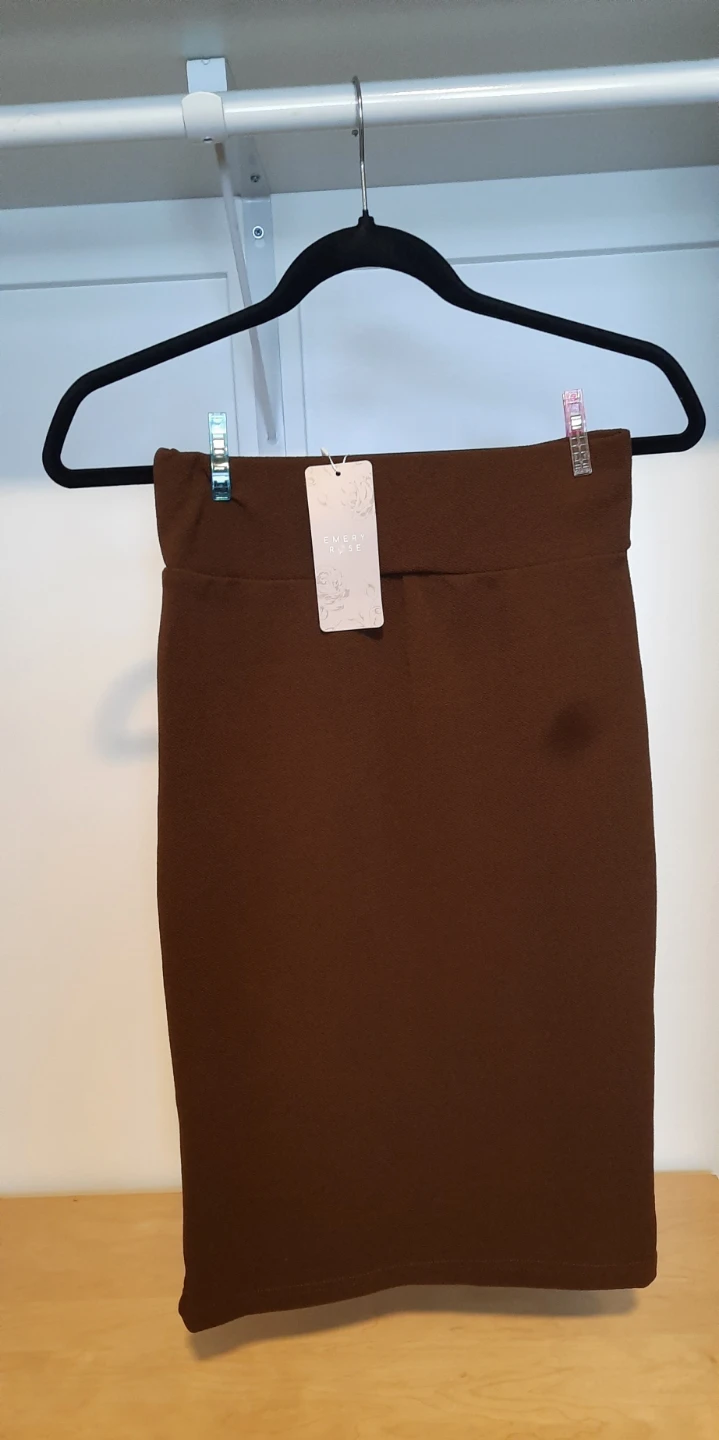 CmaaRouse Brown Pencil Skirt - New with Tags - photo 2