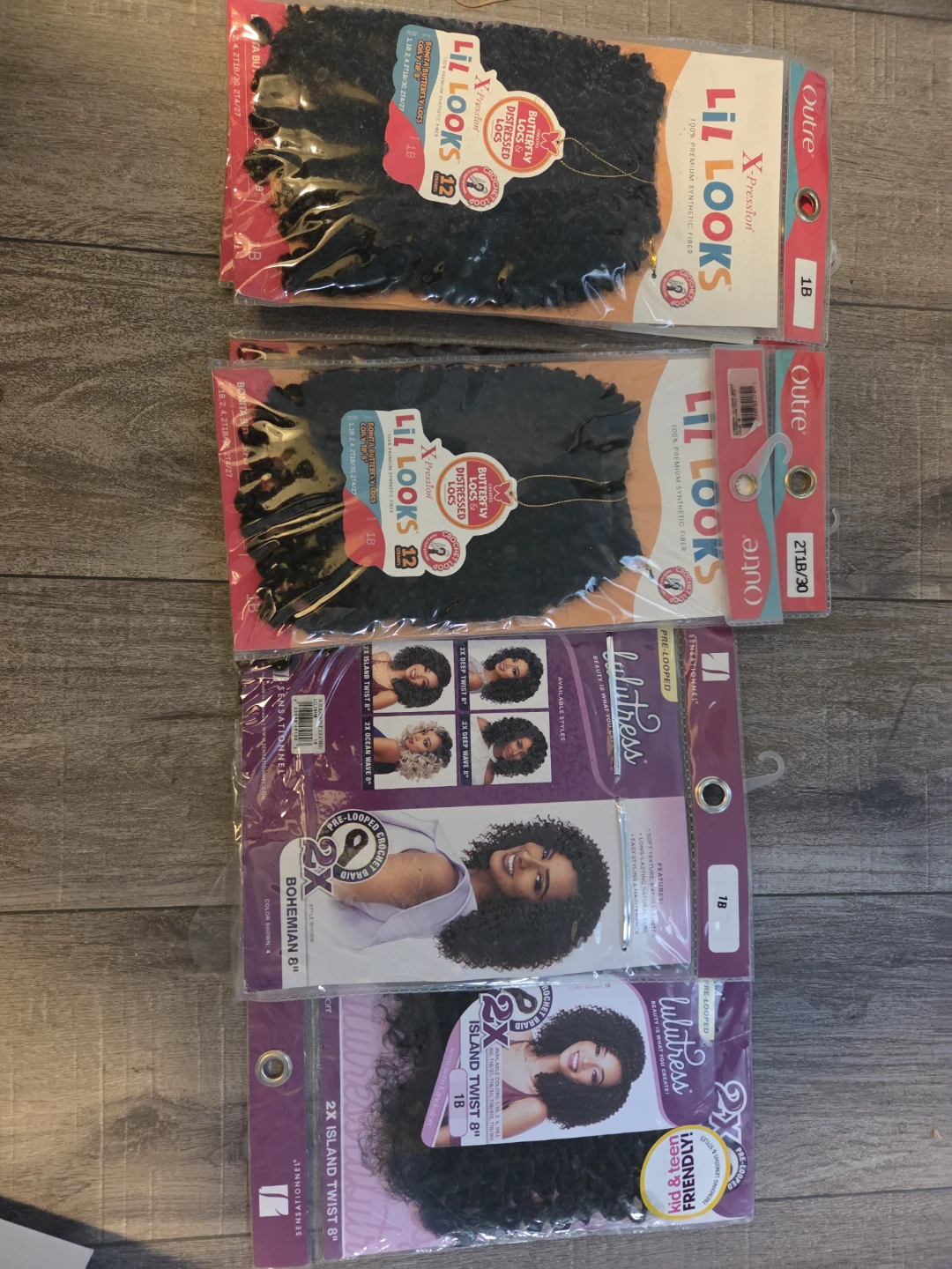 Lot of Braiding Hair Extensions - photo 2