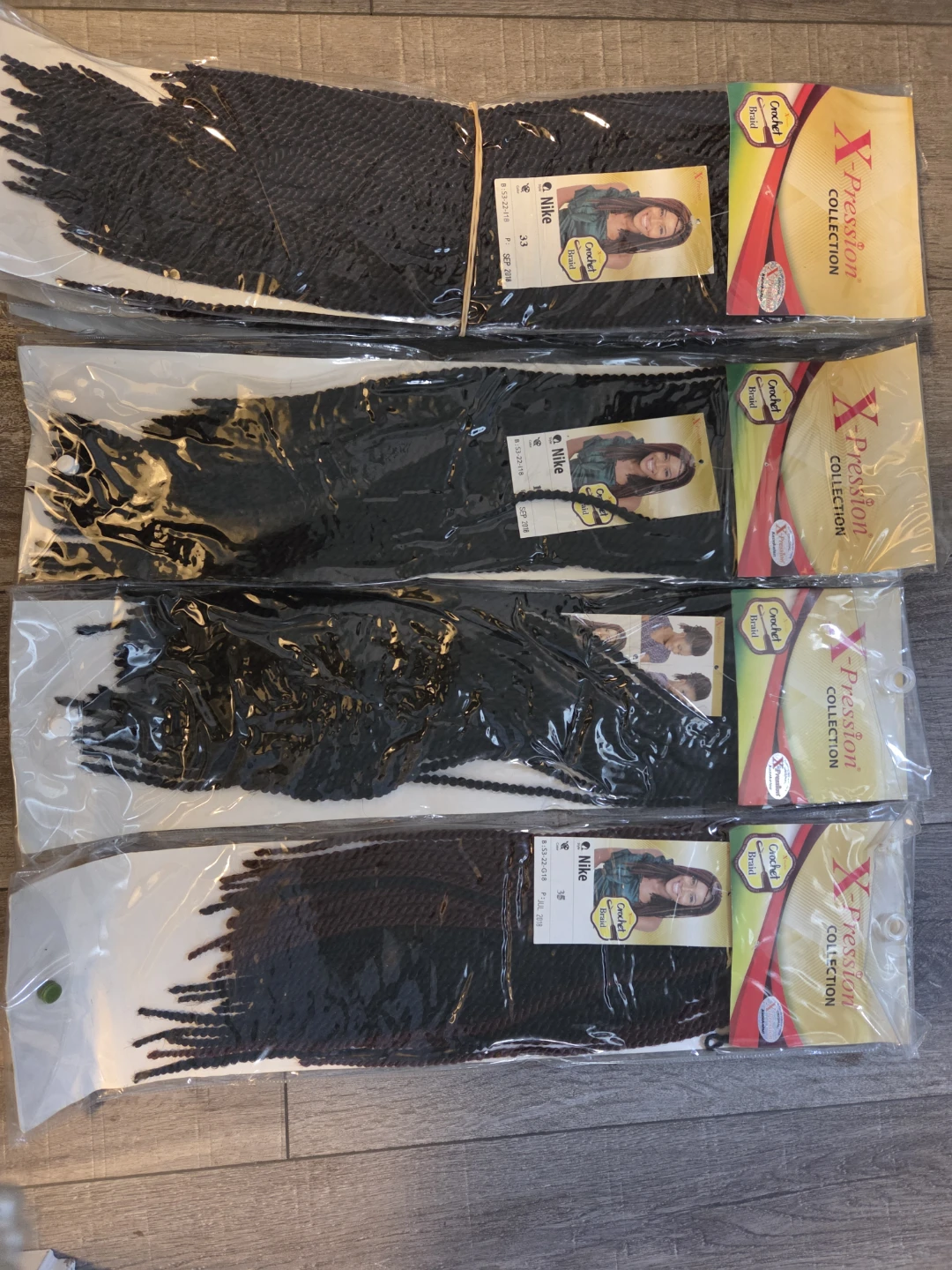 Lot of Braiding Hair Extensions - photo 4