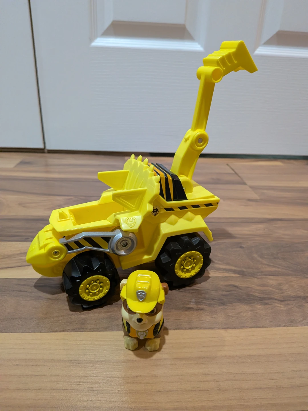 Paw Patrollers Skye, Zuma and Rubble with vehicles - photo 5