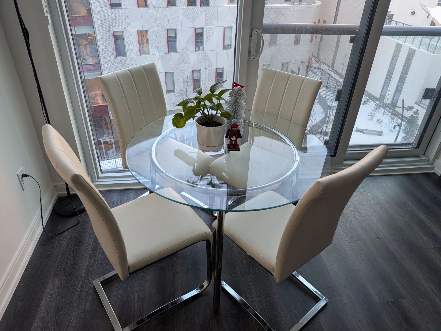 Glass Dining Table with 4 White Chairs
