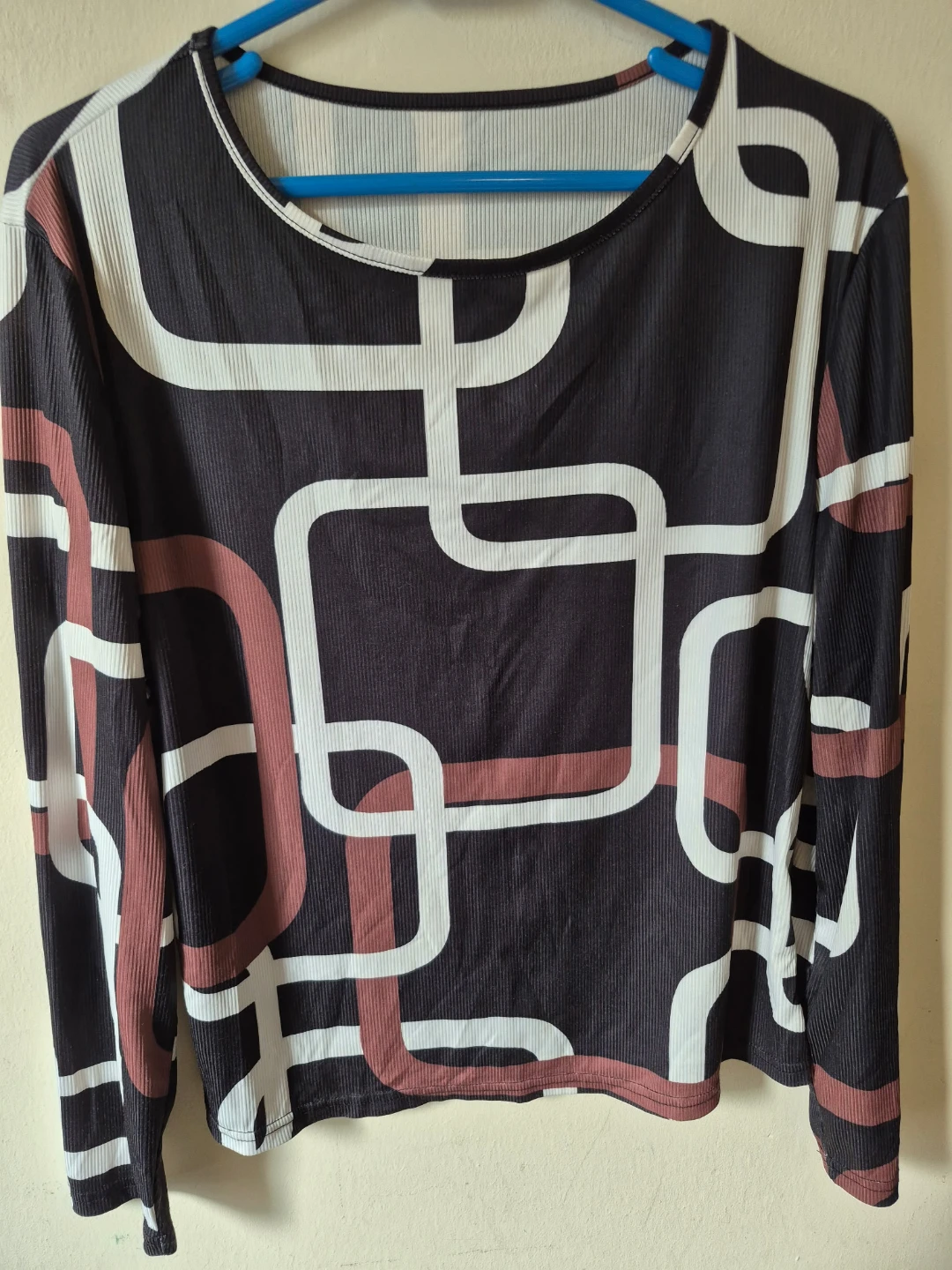 Long Sleeve Graphic Print Top