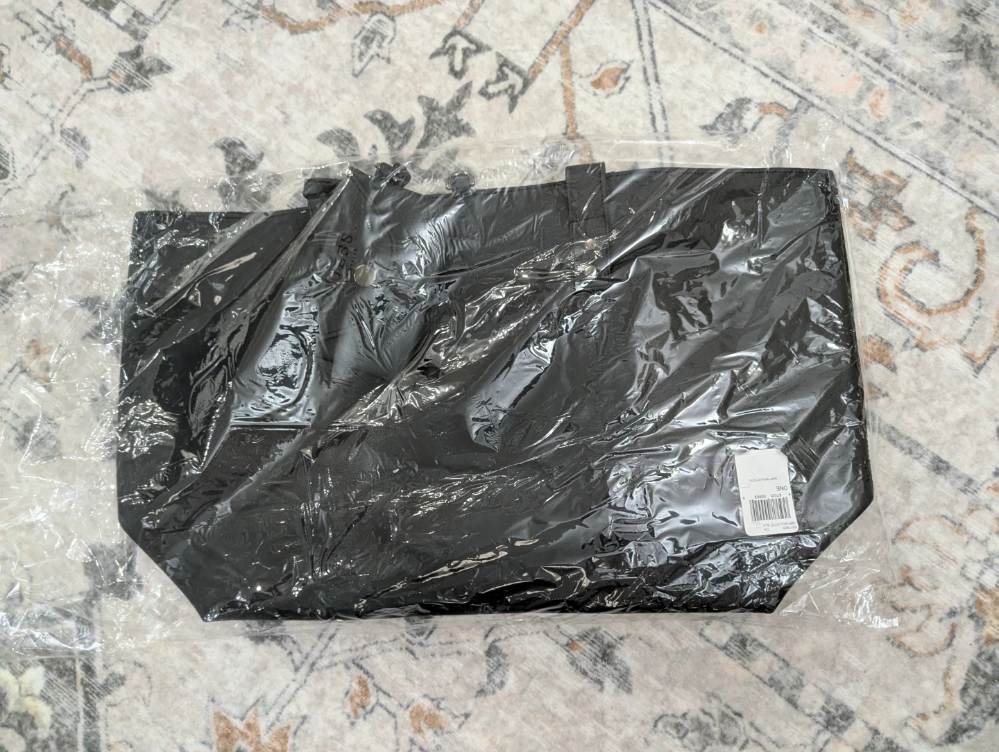 NEW Guess Black Tote Bag with Coin Pouch - photo 4