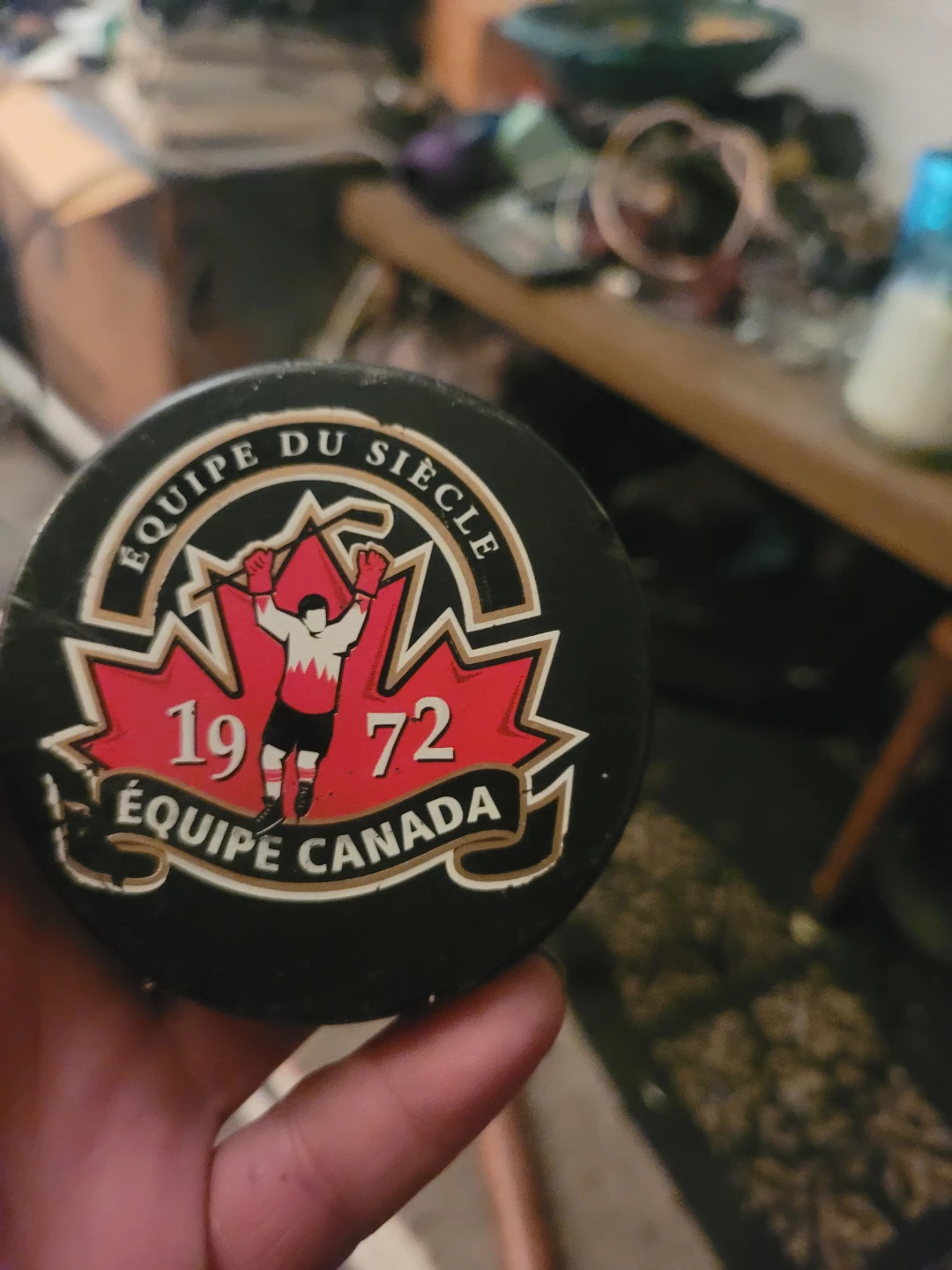 Marcel Dionne Equipe Canada 1972 Hockey Puck - photo 2